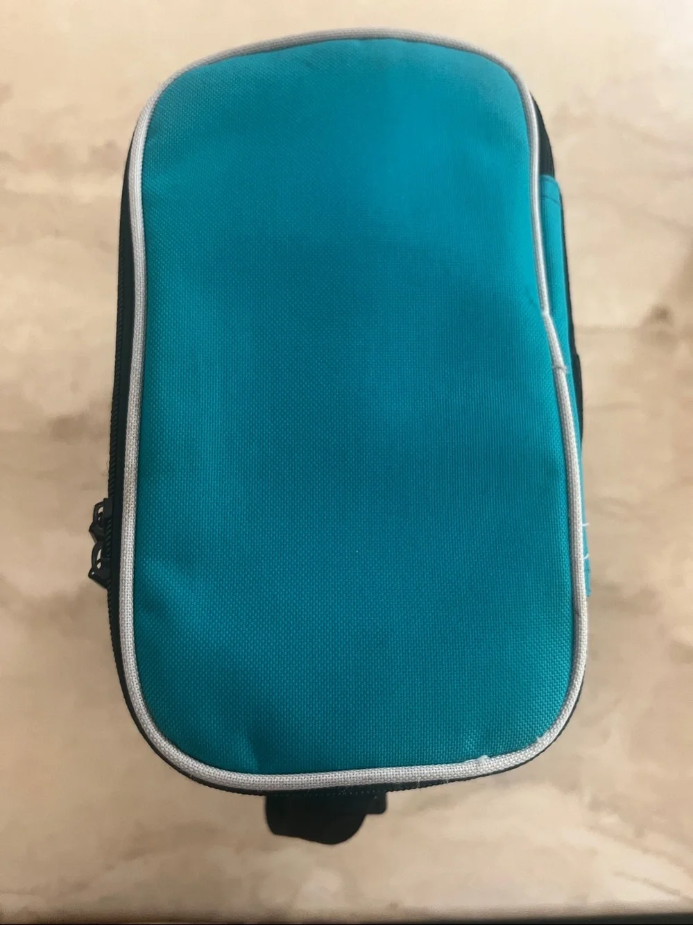 Arizona Artic Pak insulated cooler zipper bag with shoulder strap
